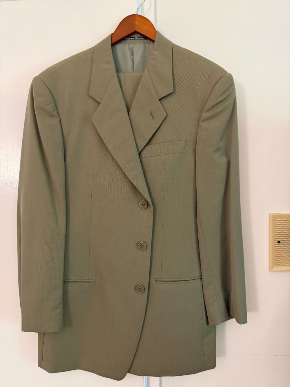 Mani (by Giorgio Armani) Suit